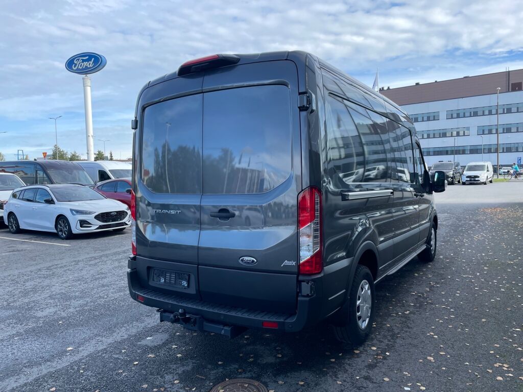 Ford Transit 2024 Magnetic