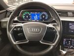 Audi e-tron 2019 Musta