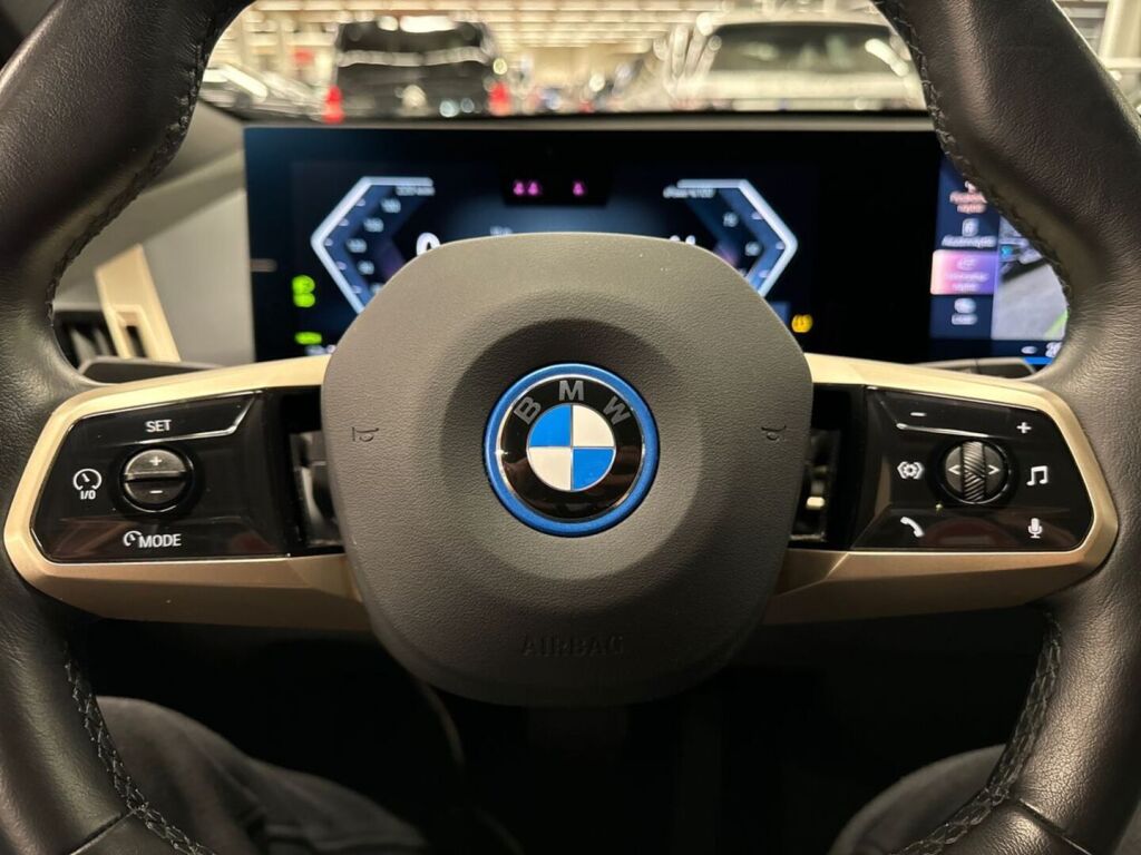 BMW iX 2023 