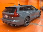 Volvo V60 2021 Sininen