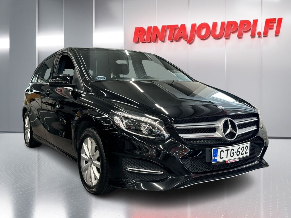 Mercedes-Benz B 2015 Musta