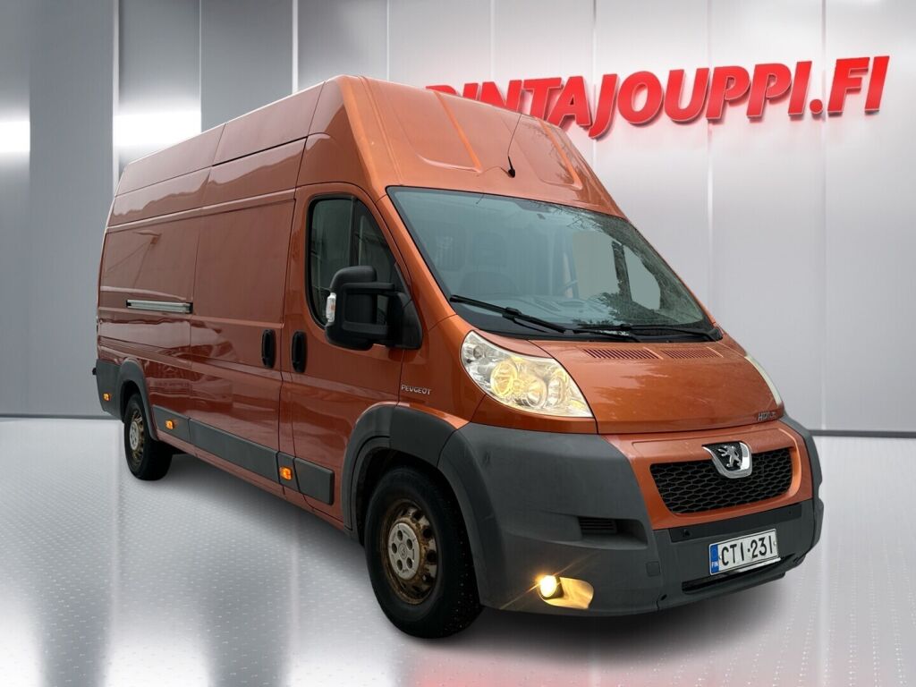 Peugeot Boxer 2010 Keltainen