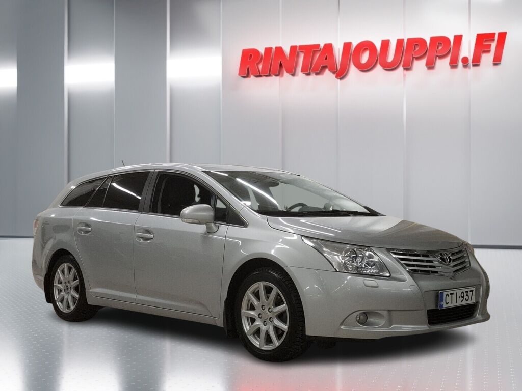 Toyota Avensis 2010 met. hopea