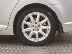 Toyota Avensis 2010 met. hopea