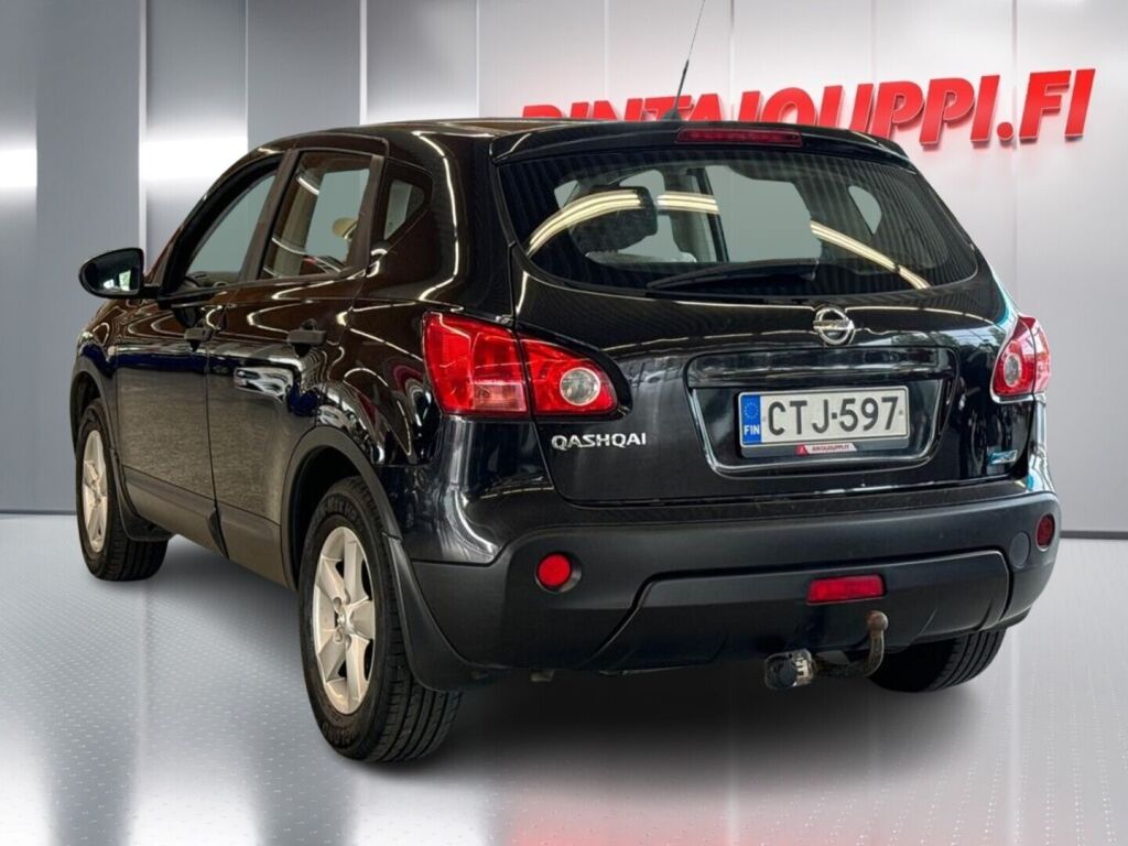 Nissan Qashqai 2010 Musta