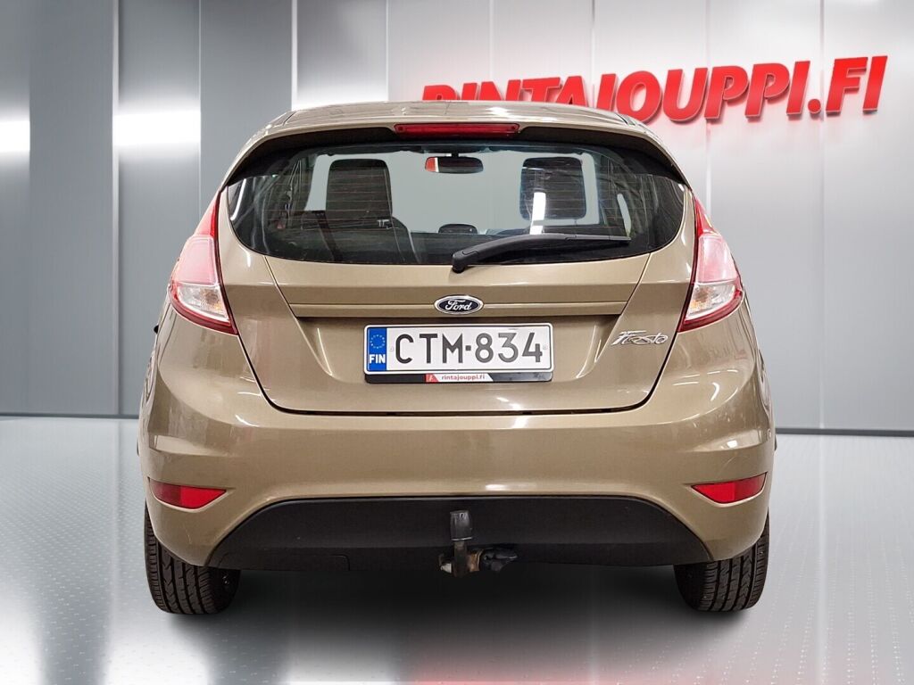 Ford Fiesta 2015 Ruskea (beige)