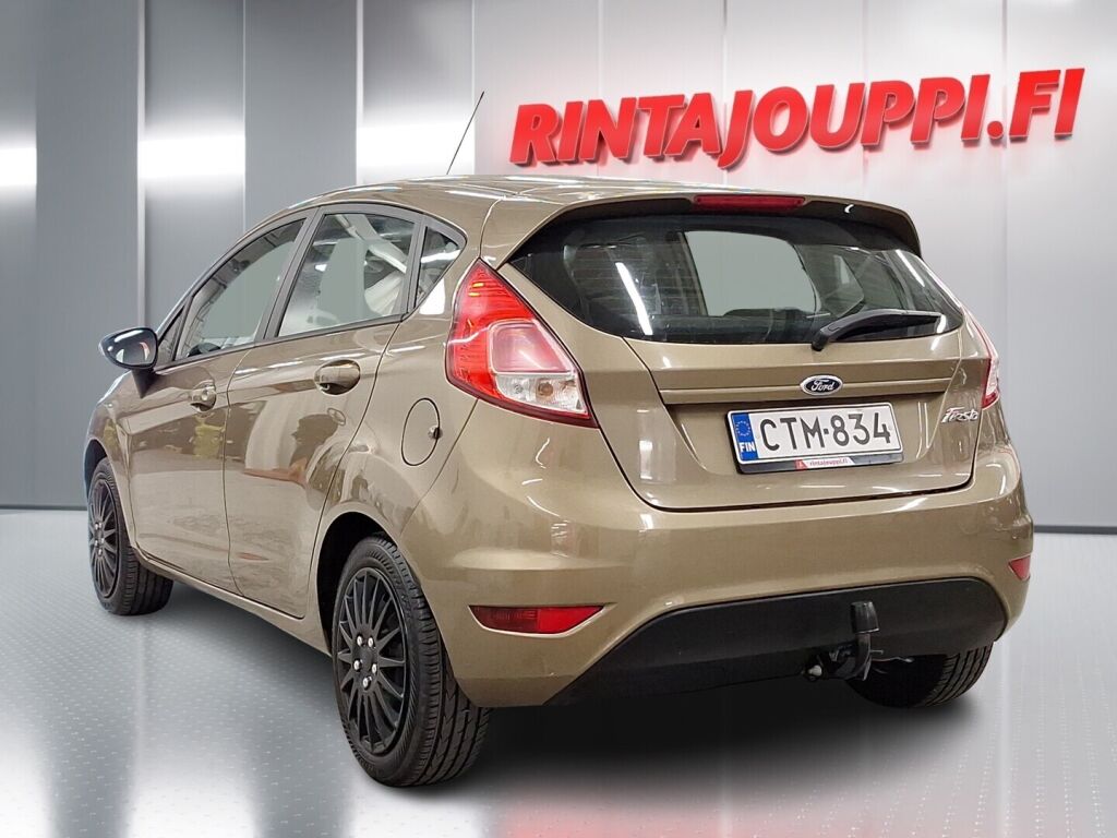 Ford Fiesta 2015 Ruskea (beige)