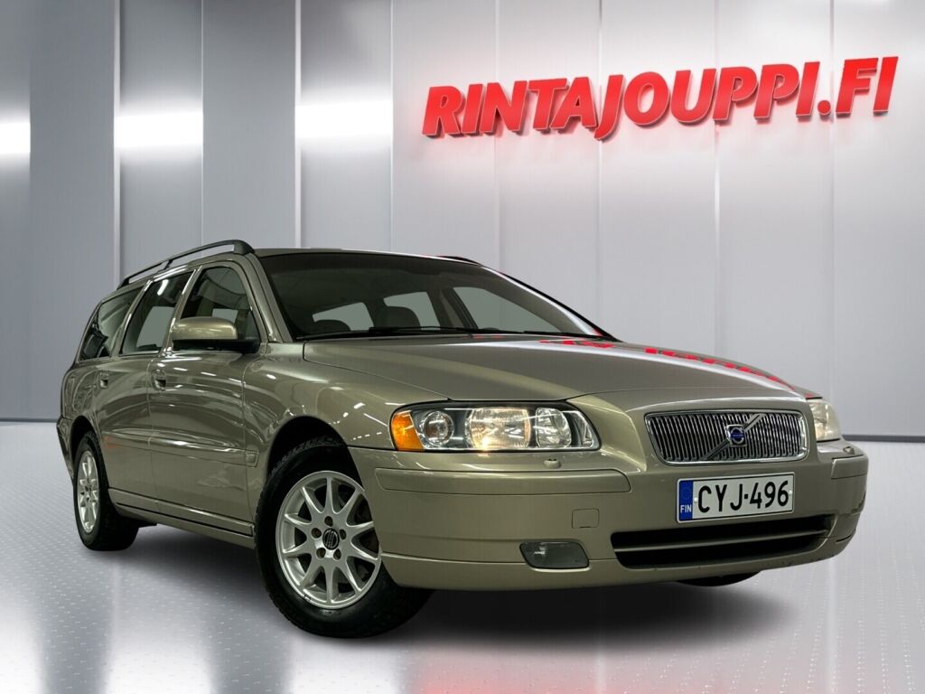 Volvo V70 2005 Ruskea (beige)