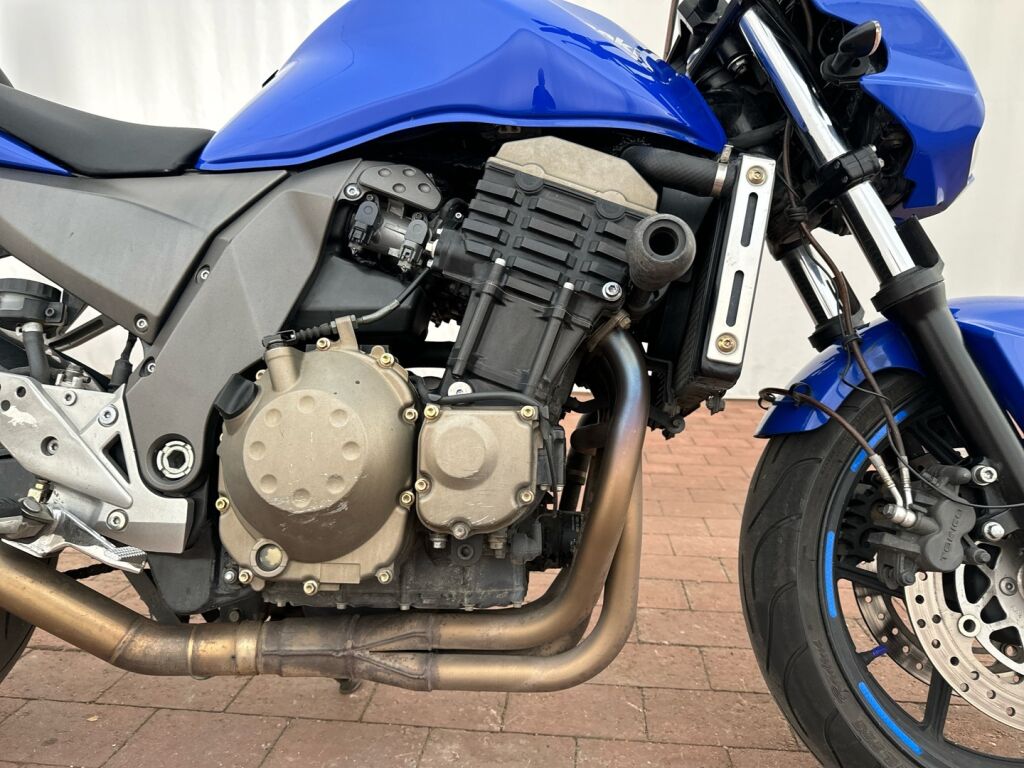 Kawasaki Z750 2004 JO O 84