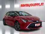 Toyota Corolla 2021 Metalli punainan / Musta katto