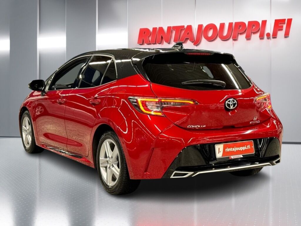 Toyota Corolla 2022 Punainen