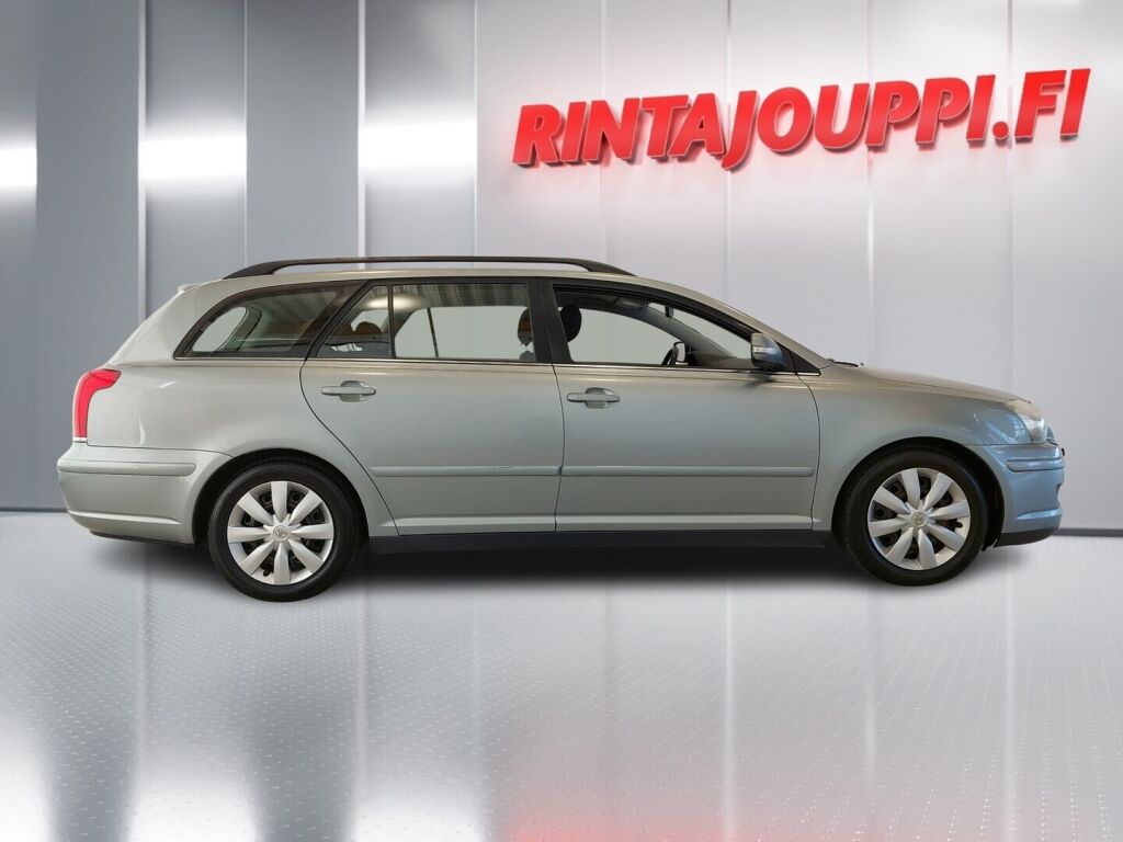 Toyota Avensis 2008 Hopea