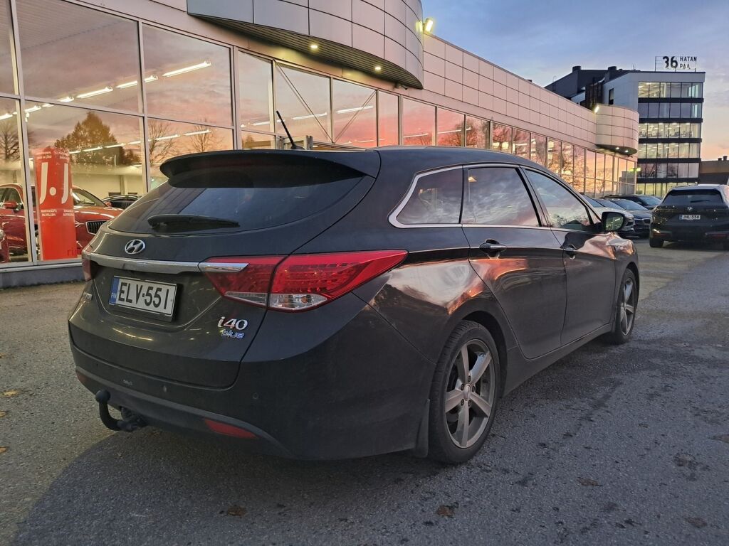 Hyundai i40 2012 Musta