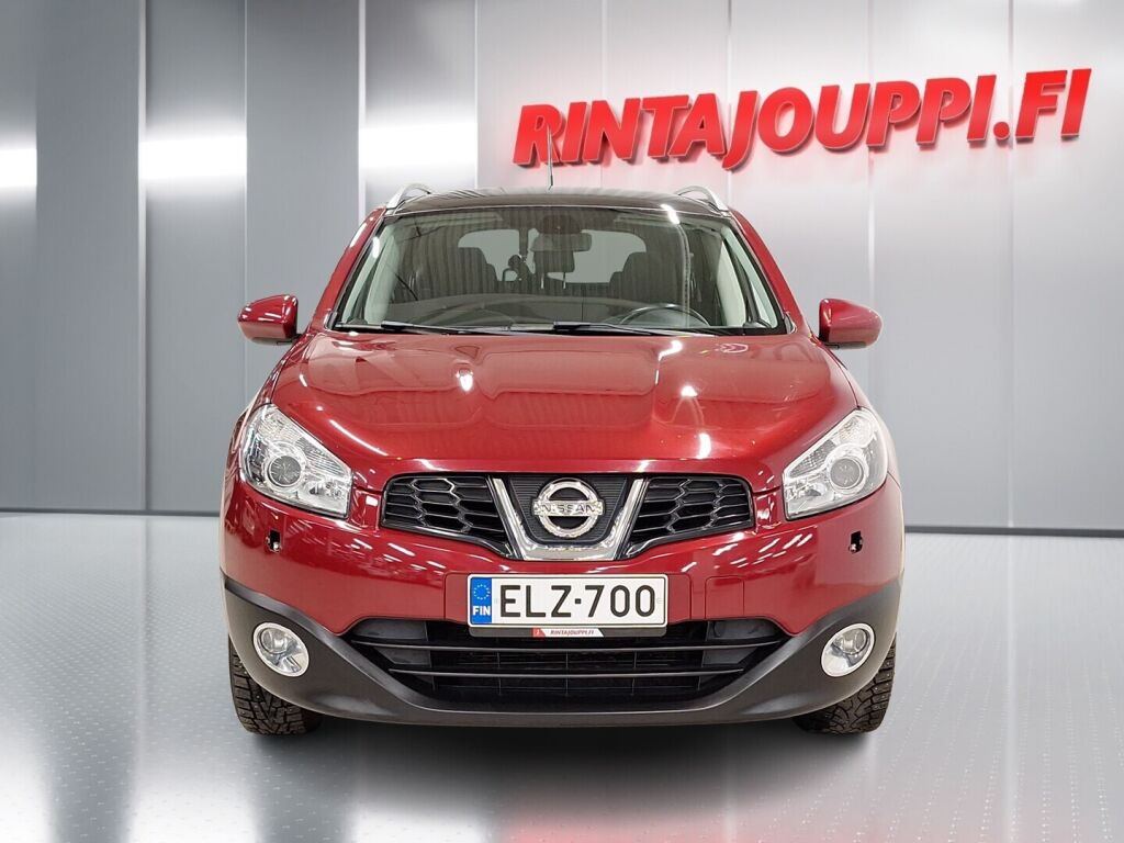 Nissan Qashqai+2 2011 Punainen