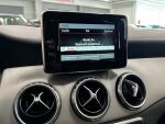 Mercedes-Benz GLA 2014 Ruskea (beige)