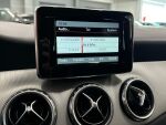 Mercedes-Benz GLA 2014 Ruskea (beige)