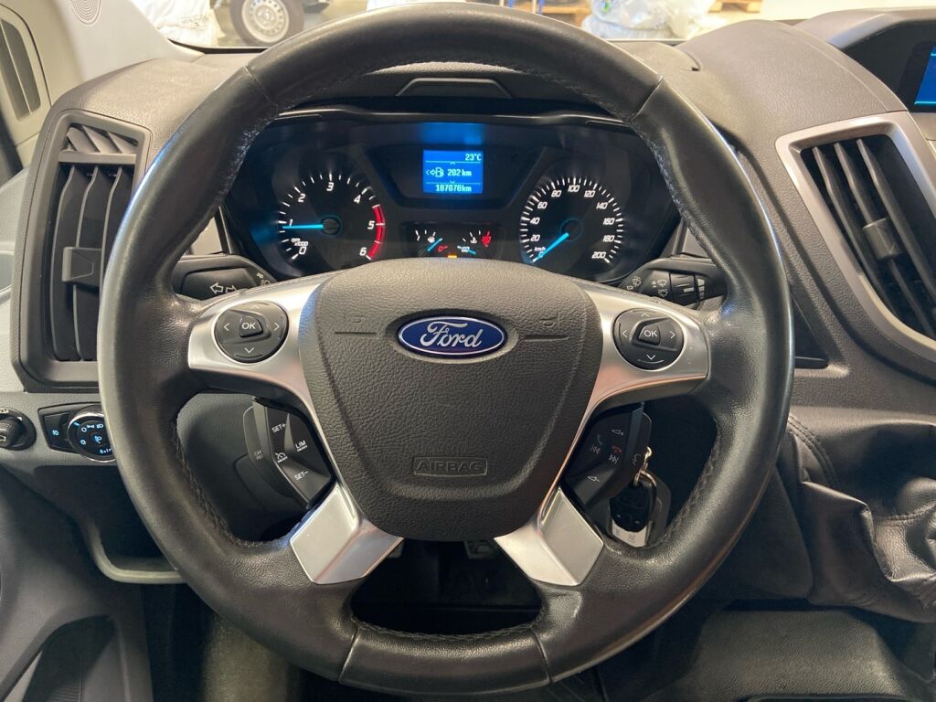 Ford Transit 2015 Harmaa