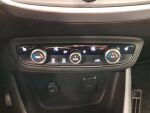 Opel Crossland X 2017 Punainen