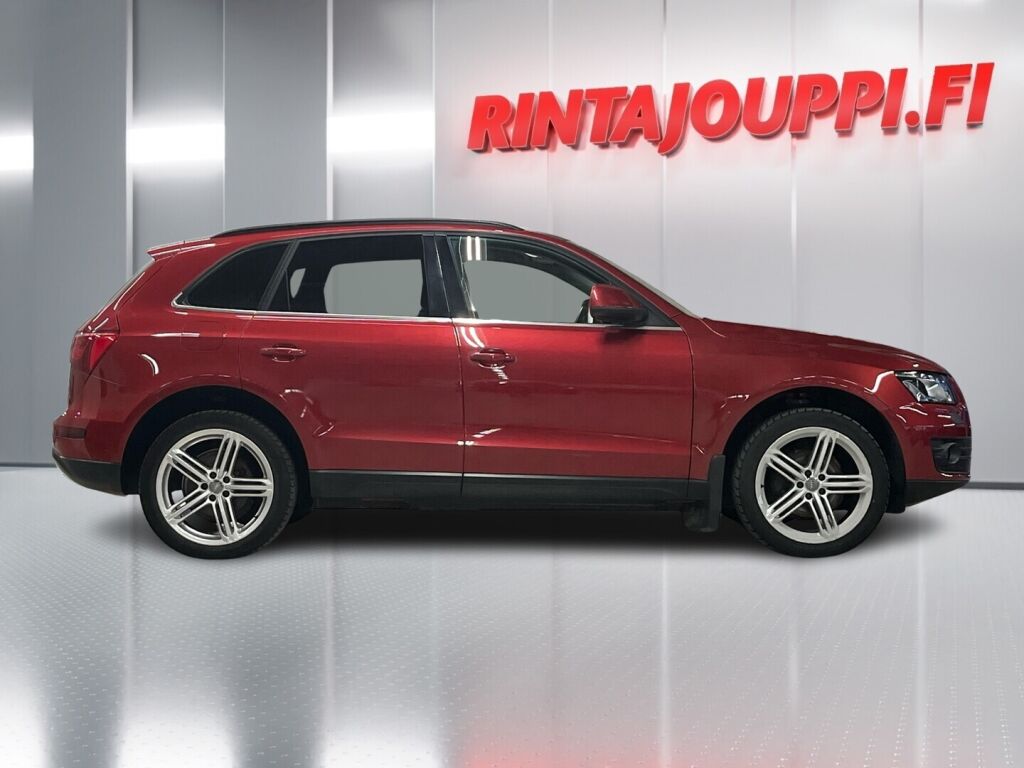 Audi Q5 2011 Musta