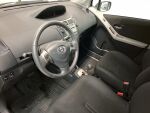 Toyota Yaris 2011 Hopea