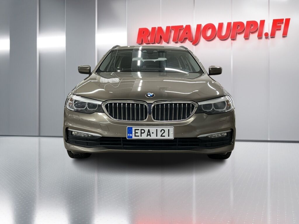 BMW 520 2018 Ruskea (beige)