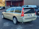 Volvo V70 2006 Keltainen