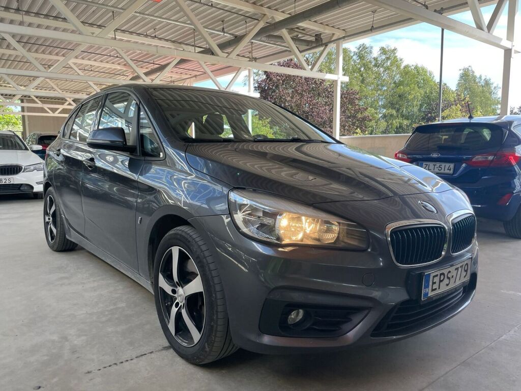 BMW 225 2017 Harmaa