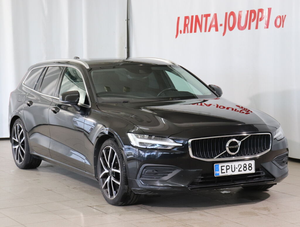 Volvo V60 2018 Musta