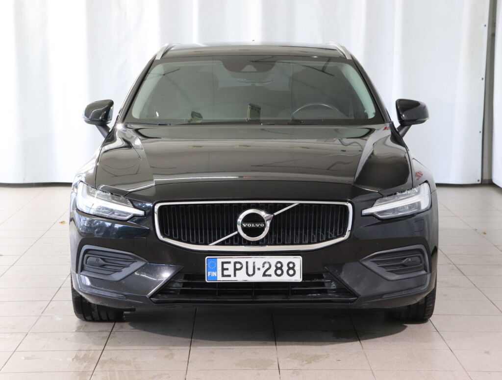 Volvo V60 2018 Musta