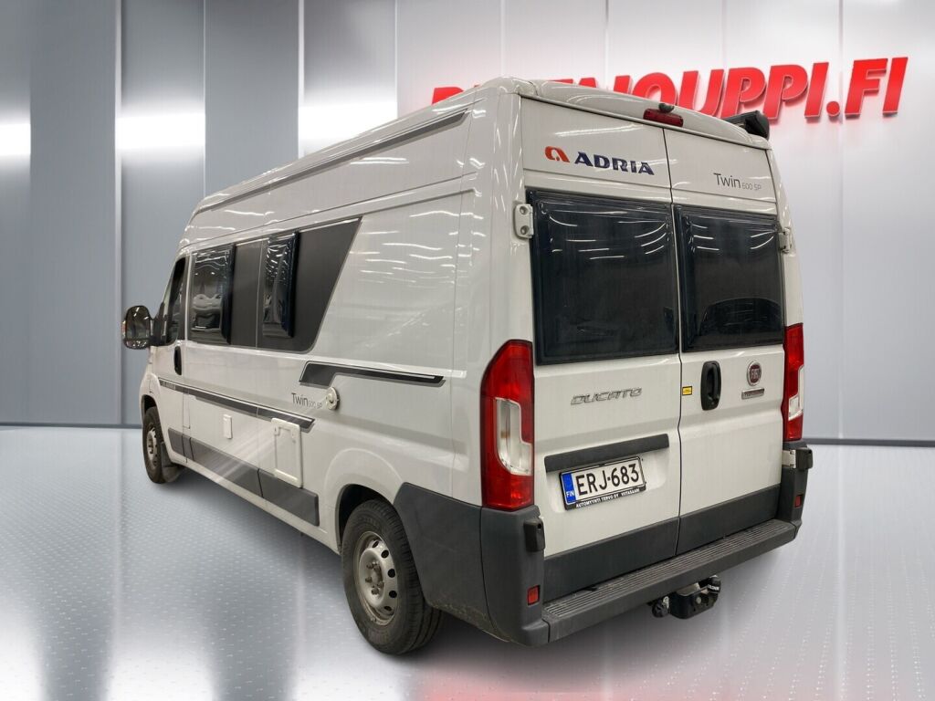 Adria Twin 600 SP 2019 Valkoinen