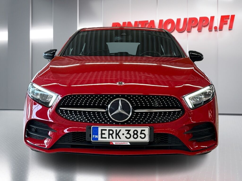 Mercedes-Benz A 2019 Punainen