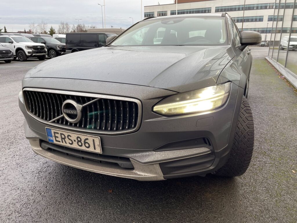 Volvo V90 Cross Country 2017 Harmaa