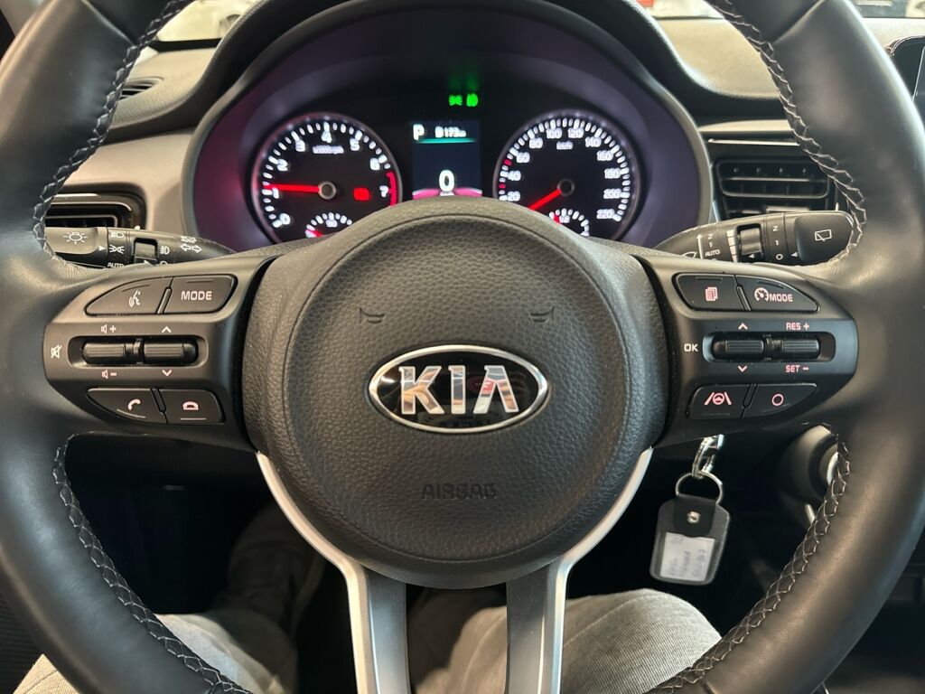 Kia Rio 2021 Sininen