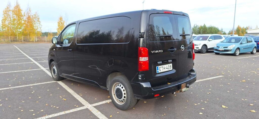 Opel Vivaro 2019 Musta