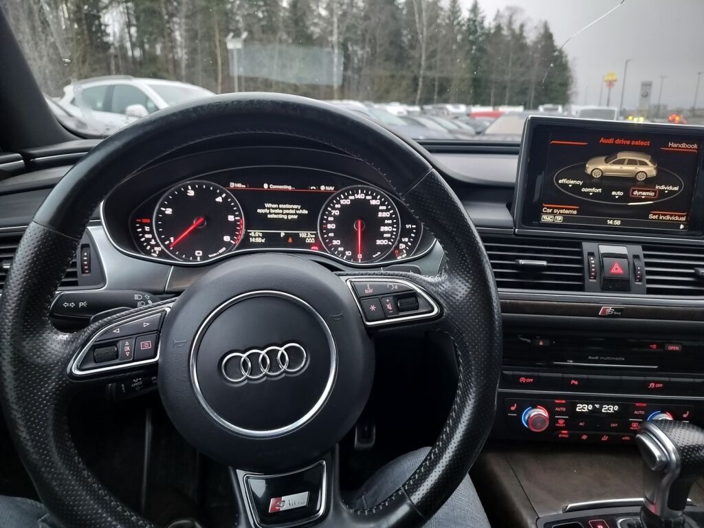 Audi A6 2013 Harmaa