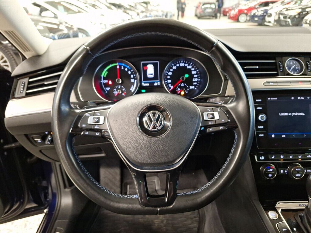 Volkswagen Passat 2018 Sininen