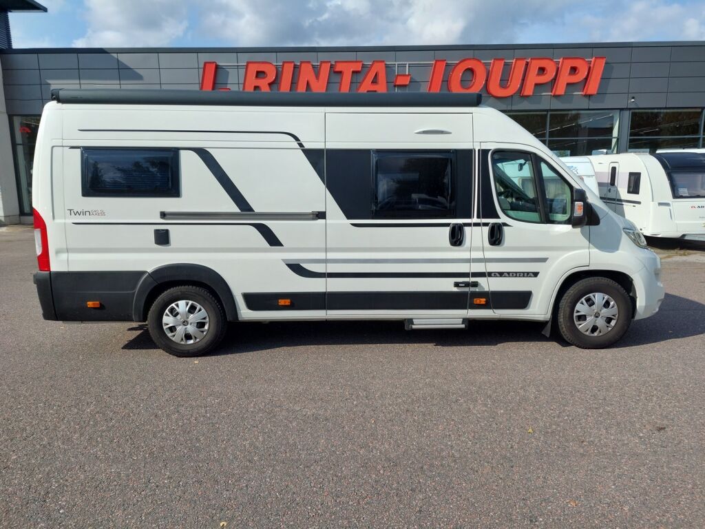 Adria Twin Axess 640 SL 2021 Valkoinen