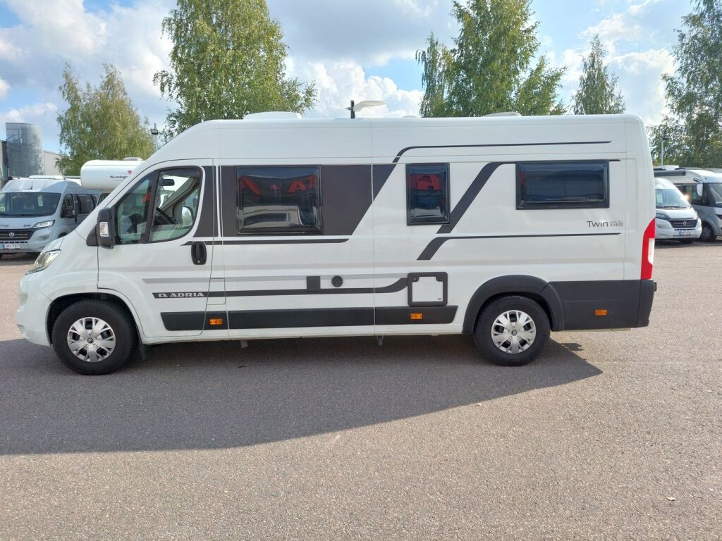 Adria Twin Axess 640 SL 2021 Valkoinen