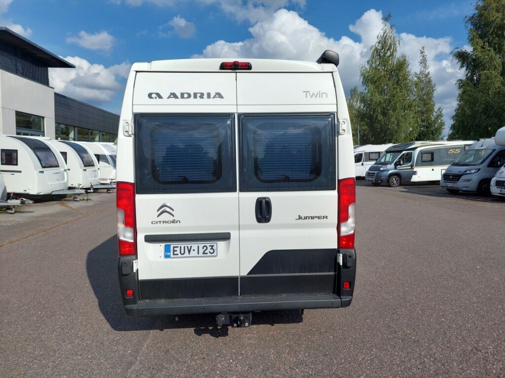 Adria Twin Axess 640 SL 2021 Valkoinen