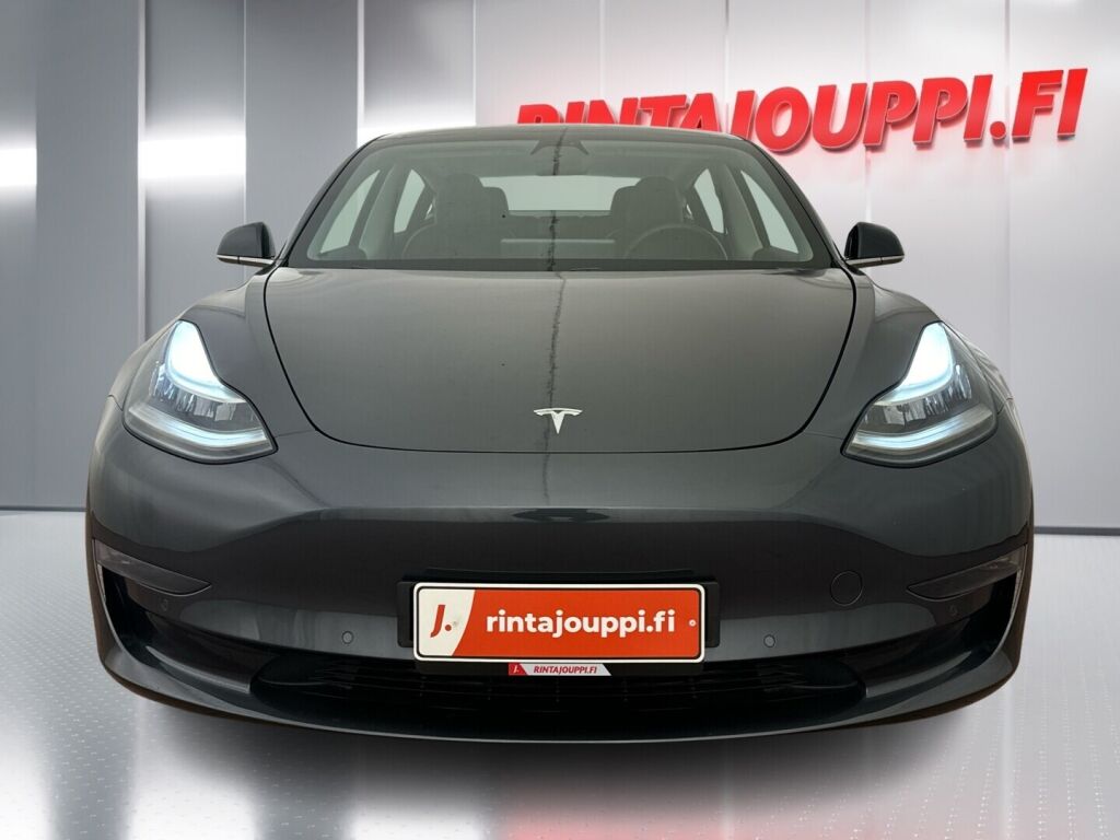 Tesla Model 3 2019 Harmaa