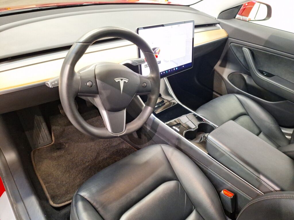 Tesla Model 3 2019 