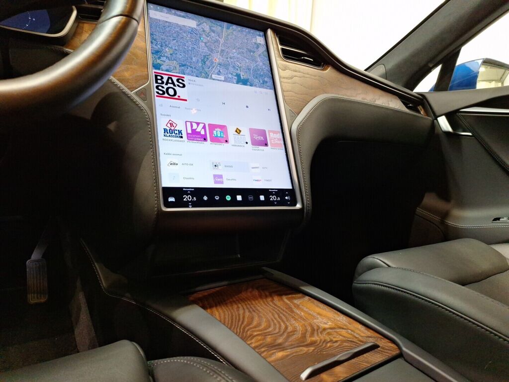 Tesla Model S 2020 