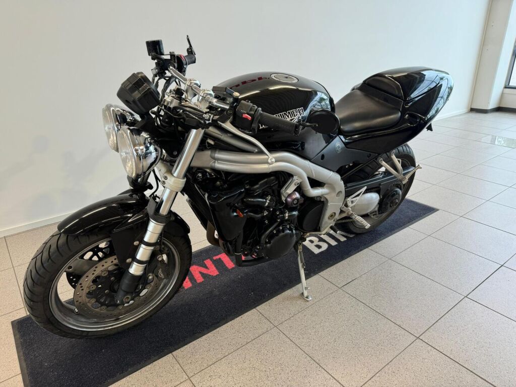 Triumph SPEED TRIPLE 2004 Musta