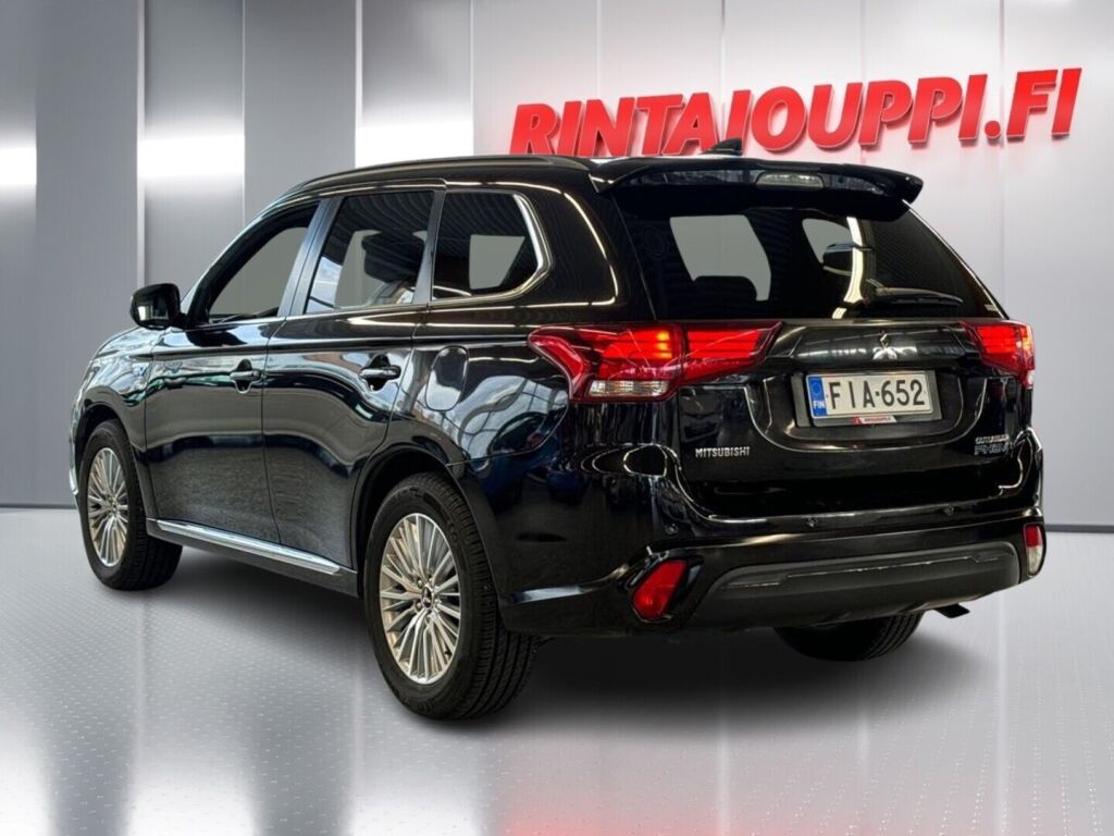 Mitsubishi Outlander PHEV 2019 Musta