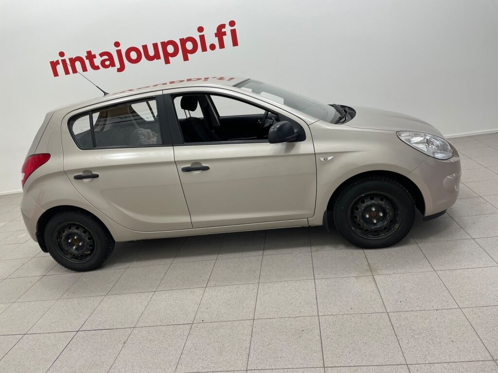 Hyundai i20 2011 Hopea