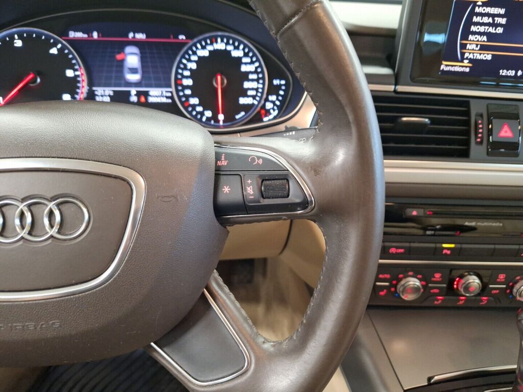 Audi A6 2012 Musta