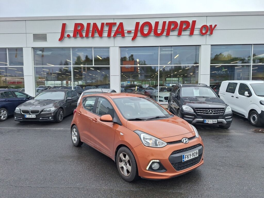 Hyundai i10 2014 Oranssi