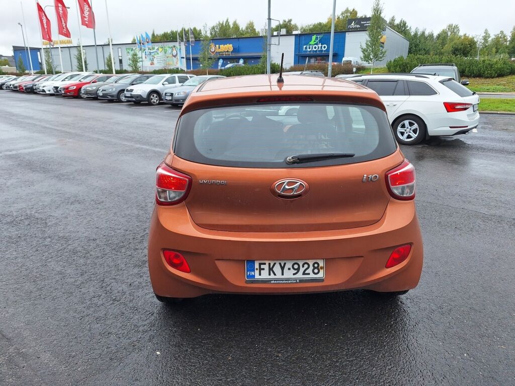 Hyundai i10 2014 Oranssi