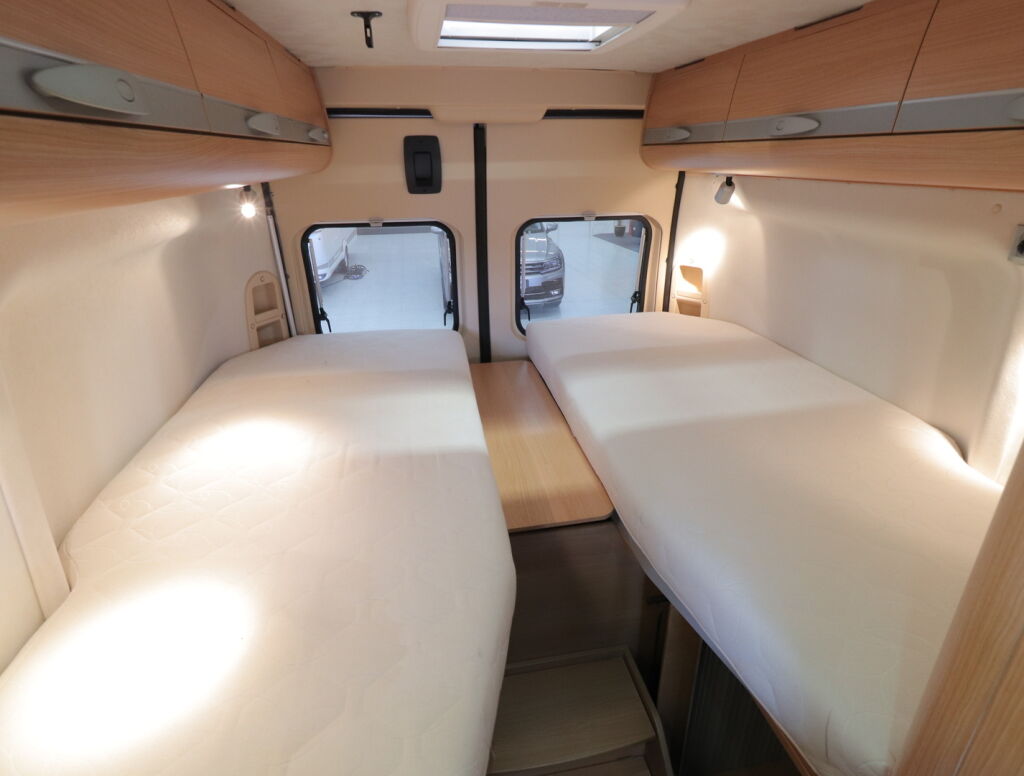 Adria TWIN 600 SL 2012 Hopea