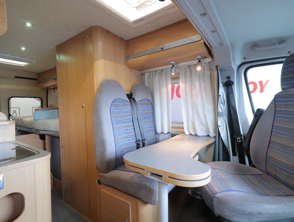 Adria TWIN 600 SL 2012 Hopea